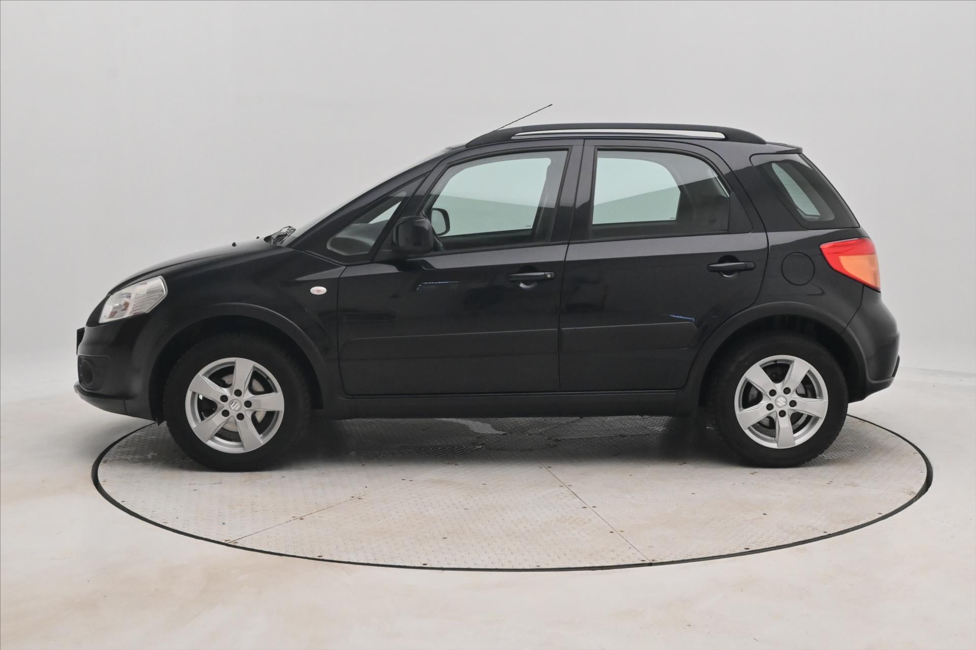 suzuki-sx4-1-6-88kw-4x4-tazne-nova-stk - 7