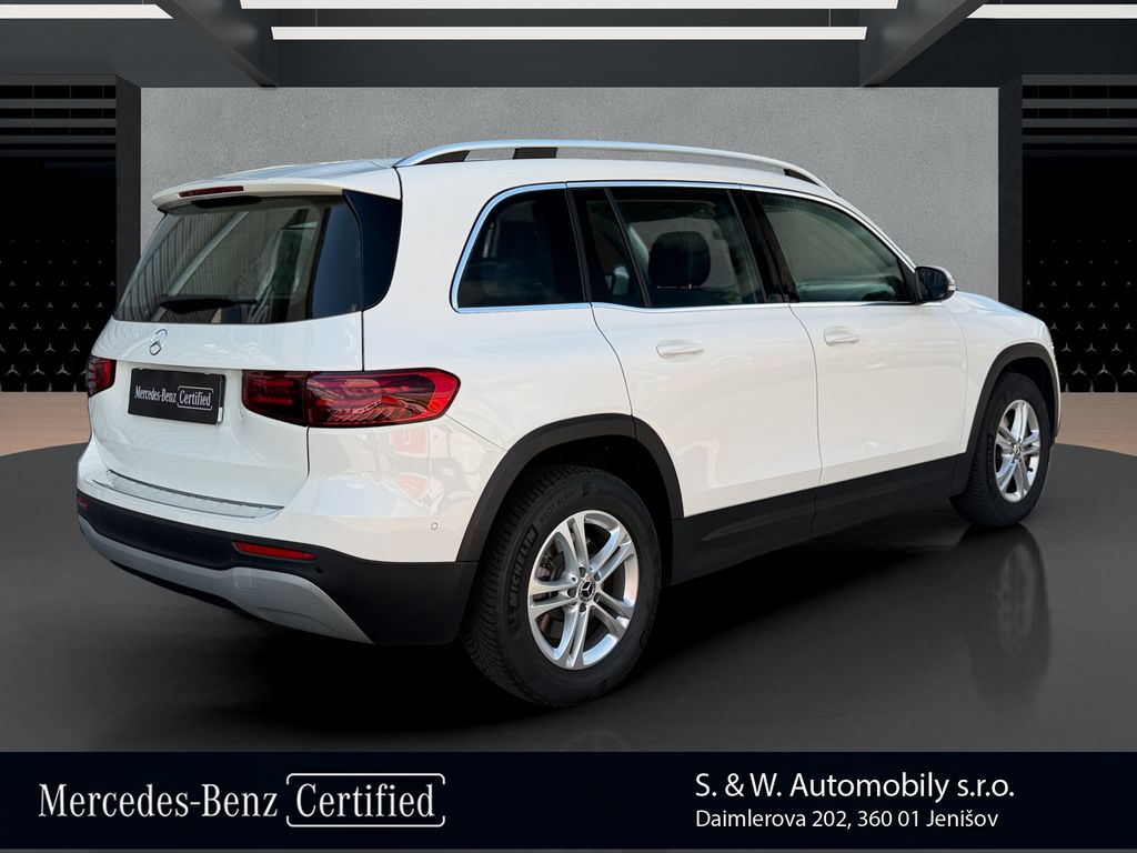 mercedes-benz-glb-4-matic - 4