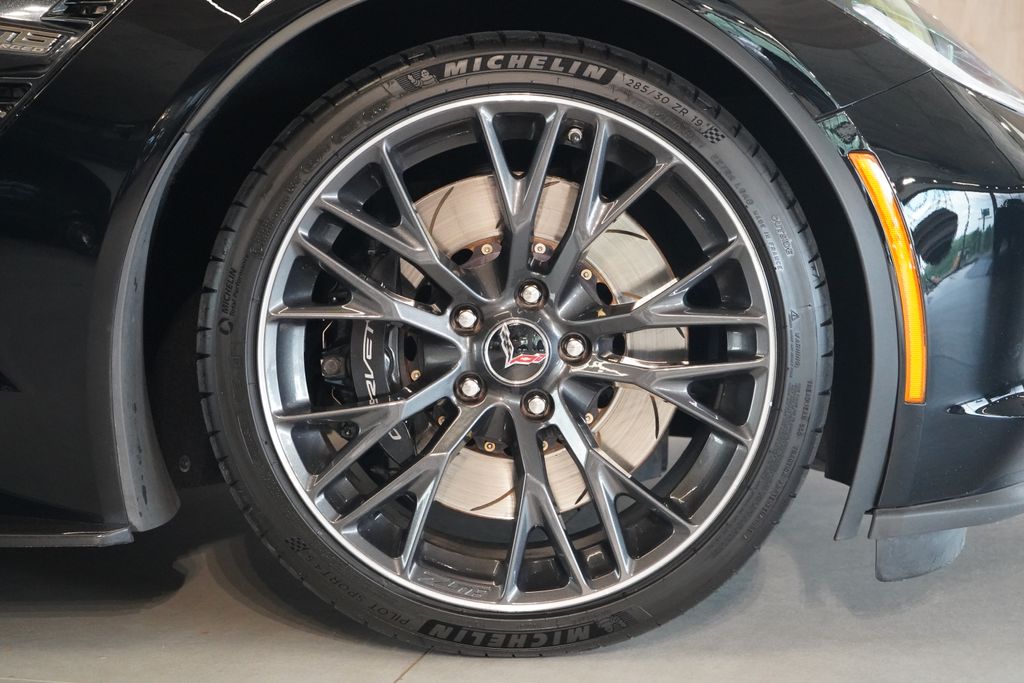 chevrolet-corvette-c7-z06-eu-verze-head-up - 7