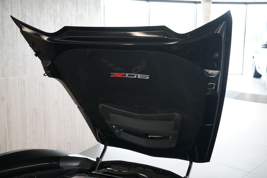 chevrolet-corvette-c7-z06-eu-verze-head-up - 9