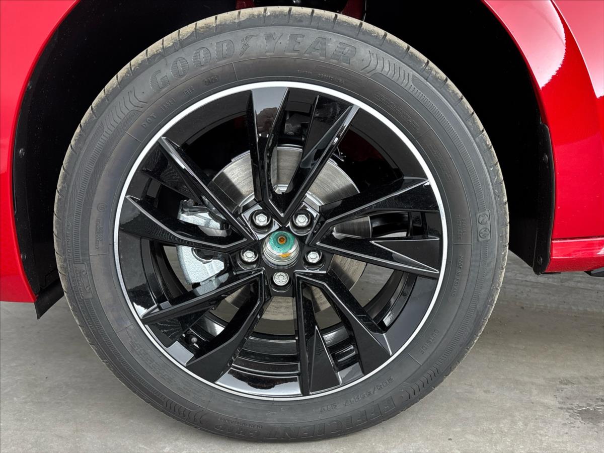 skoda-kamiq-1-5-tsi-monte-carlo-dsg - 4