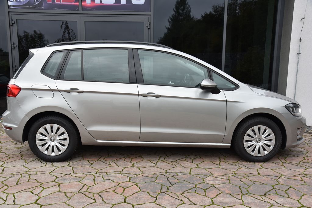 volkswagen-golf-sportsvan-1-4-tsi-92-kw-trendline - 6
