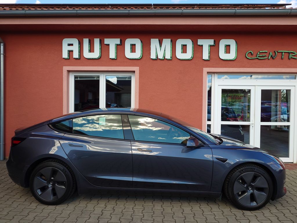 tesla-model-3-long-range-dual-motor-366-kw-s - 5