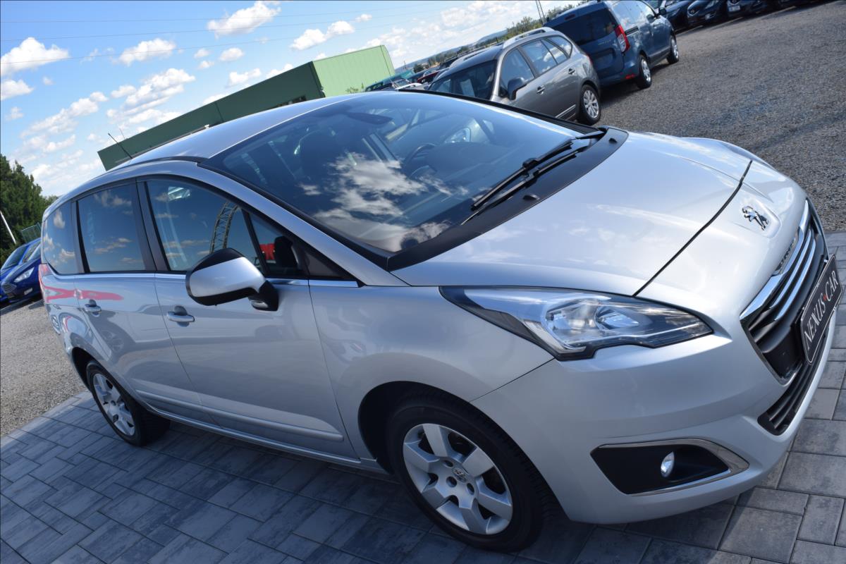 peugeot-5008-1-6-hdi-88kw-automat-7mist-top - 3