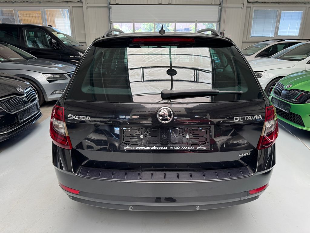 skoda-octavia-combi-2-0-tdi-4x4-ambition - 4