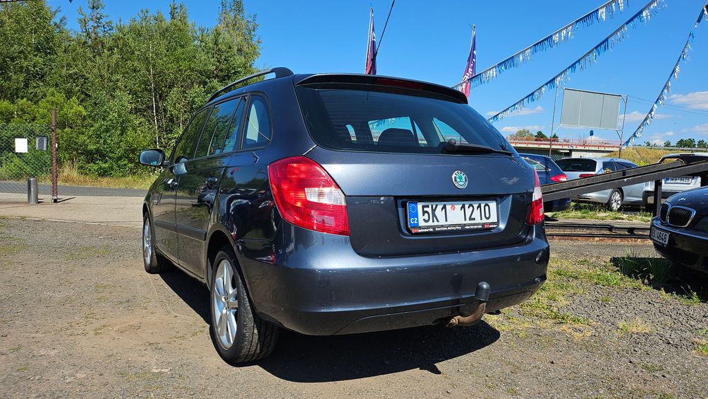skoda-fabia-1-4-16v-1-majitel-v-cr-klima - 3