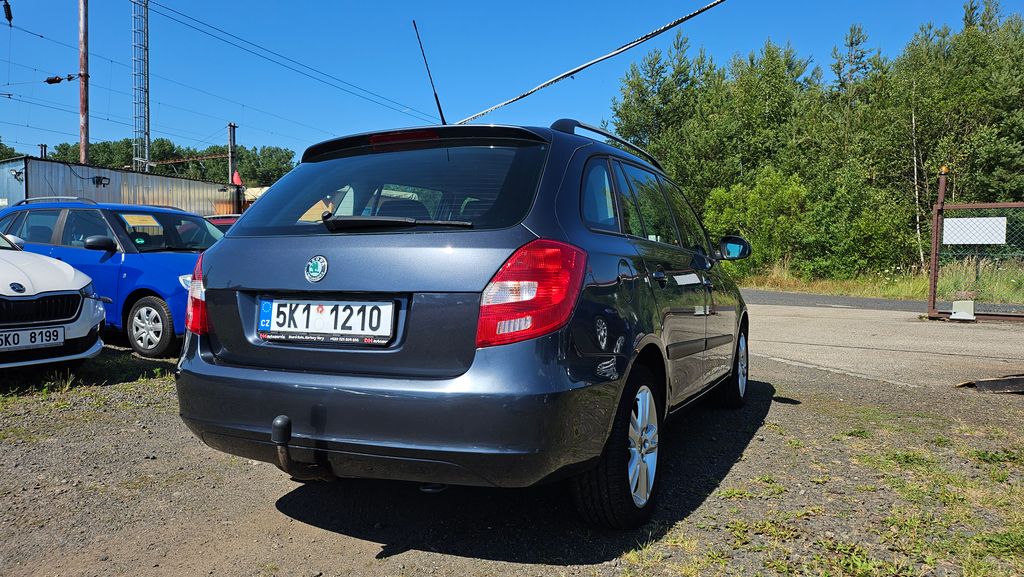 skoda-fabia-1-4-16v-1-majitel-v-cr-klima - 4
