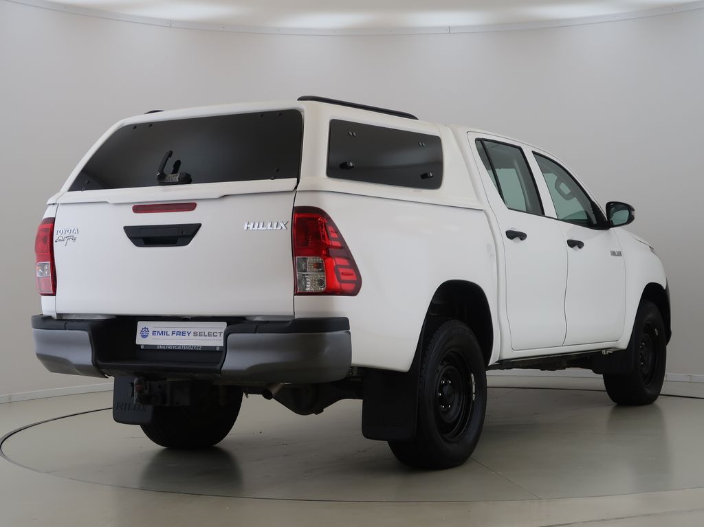 toyota-hilux-2-4-d-4d-doublecab-4x4-live-cz-1maj - 4
