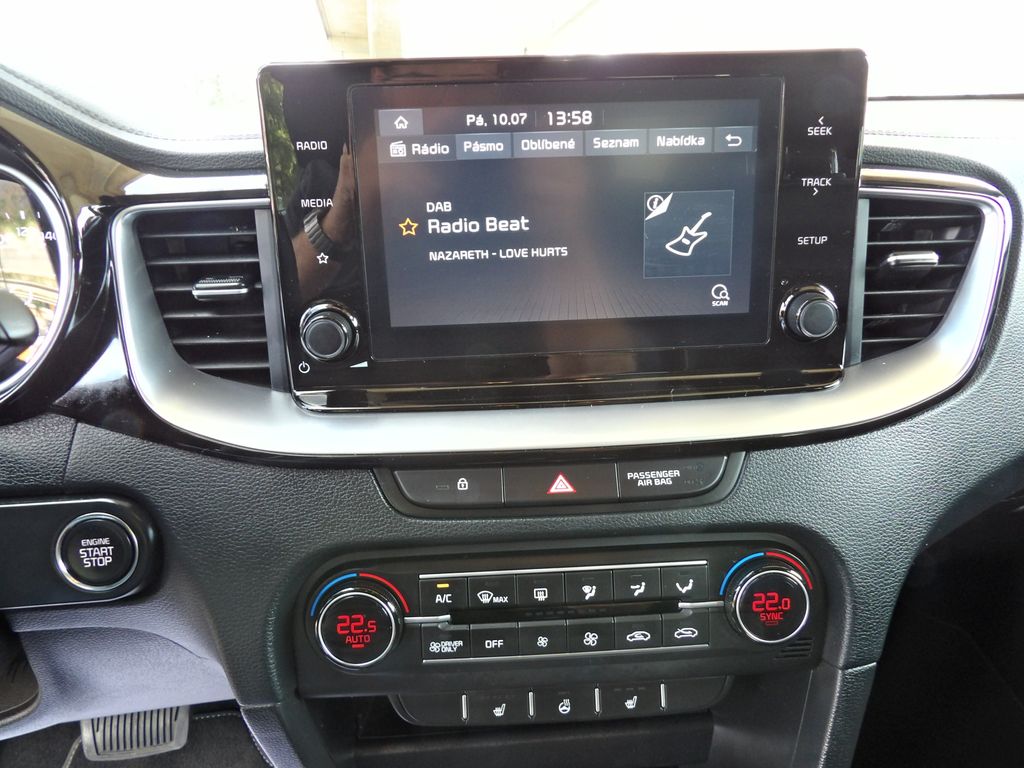 kia-xceed-1-6gdi-phev-comfort-tazne - 7