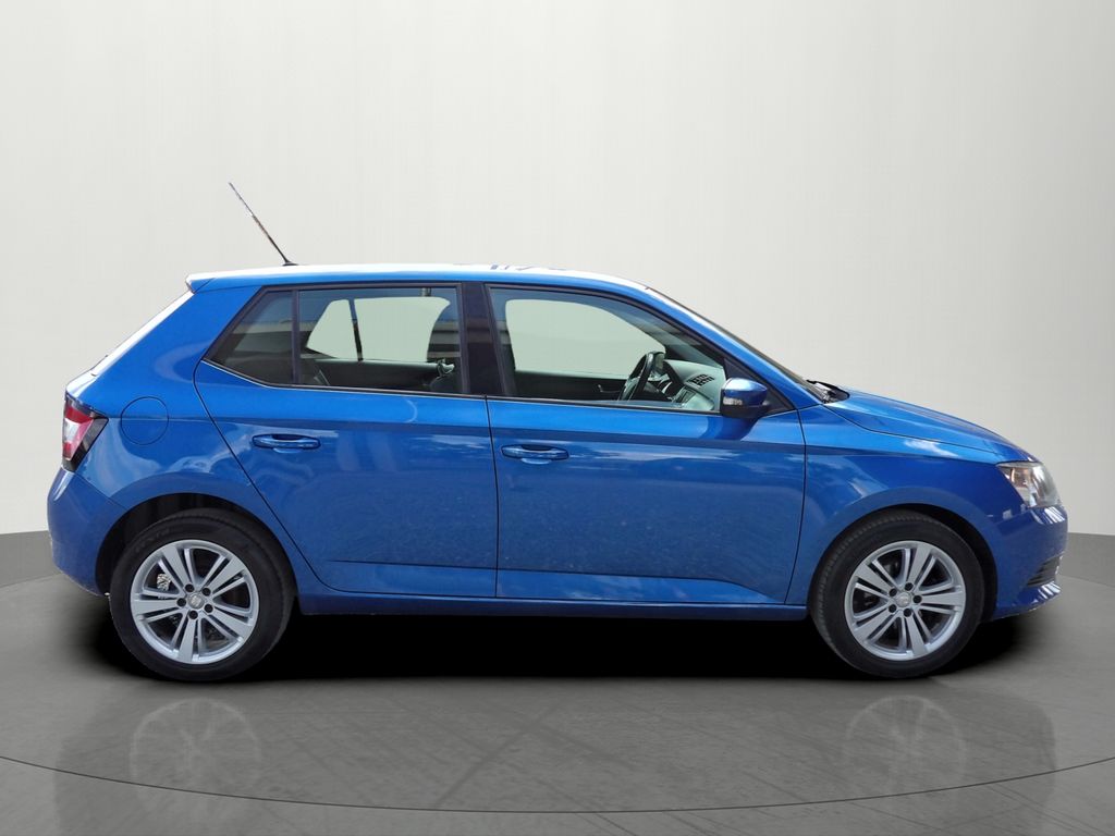 skoda-fabia-1-0mpi-ambition-alu-tempomat - 3