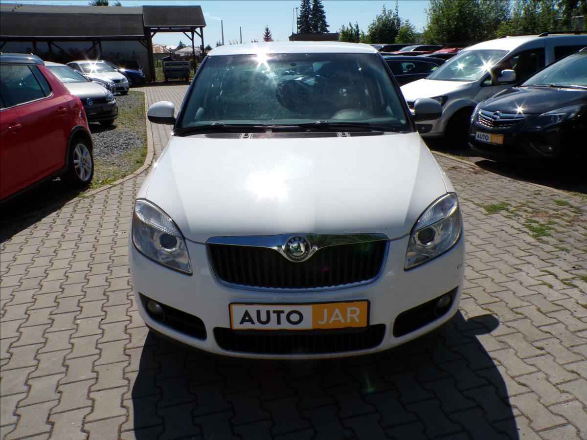 skoda-fabia-1-4-16v-elegance - 1