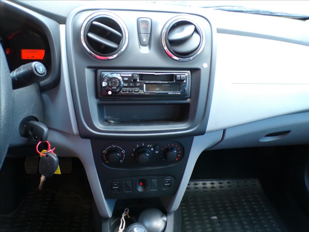 dacia-logan-1-2-16v - 7