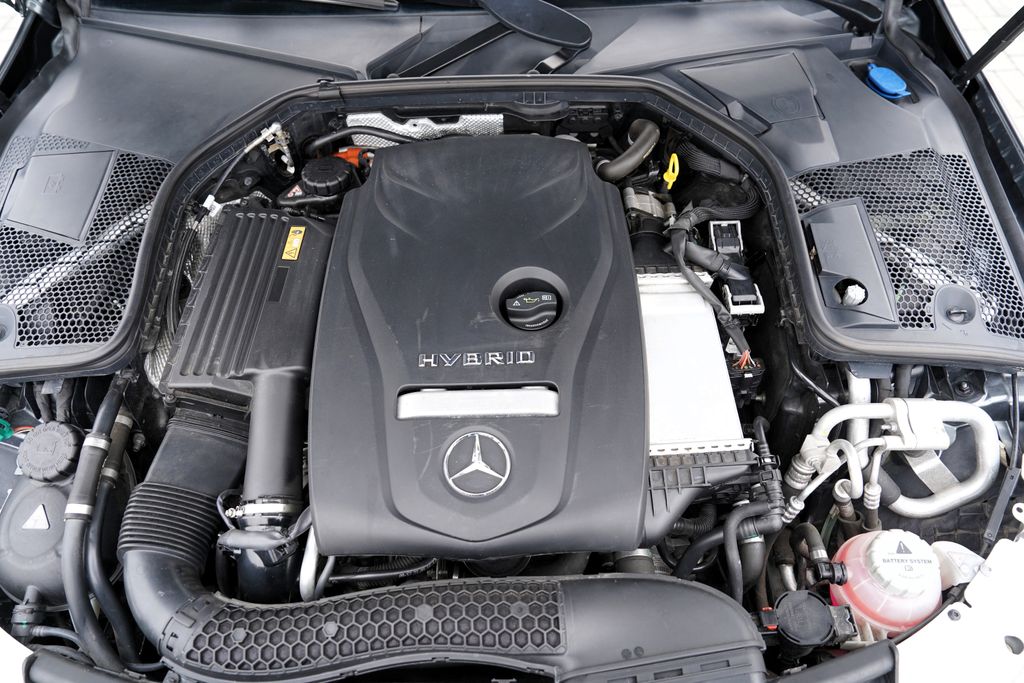 mercedes-benz-tridy-c-c-350e-plug-in-hybrid-280ps - 9
