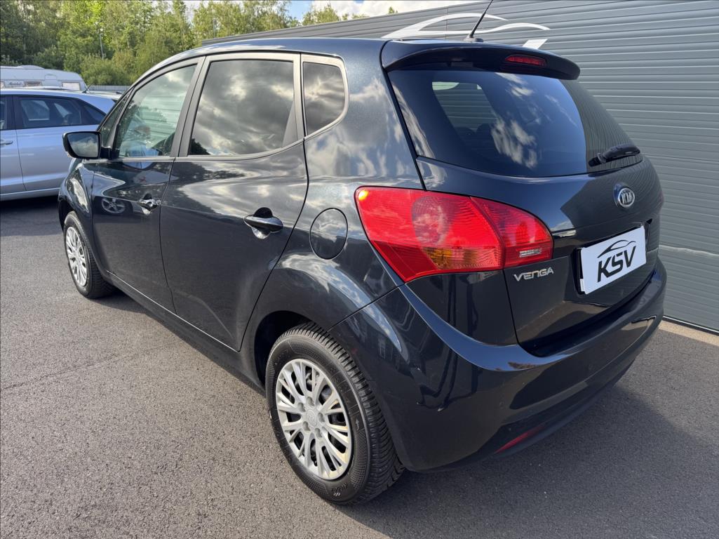 kia-venga-1-6 - 8