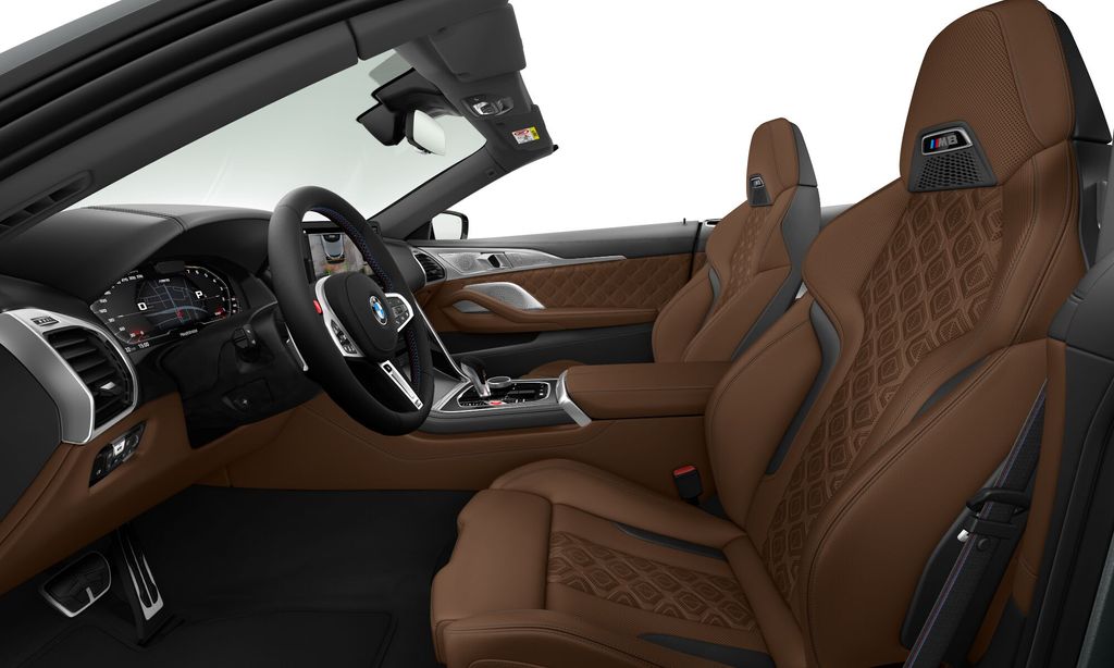 bmw-m8-competition-tv-b-w - 3