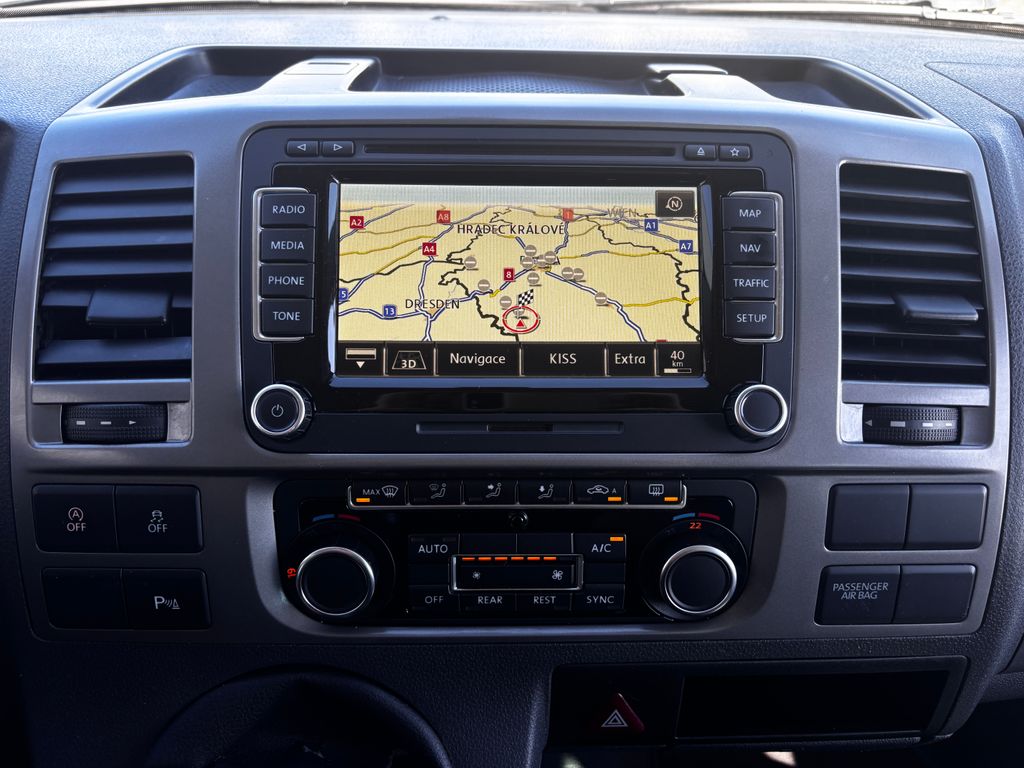 volkswagen-caravelle-110kw-8-mist-led-navi-4x4 - 8