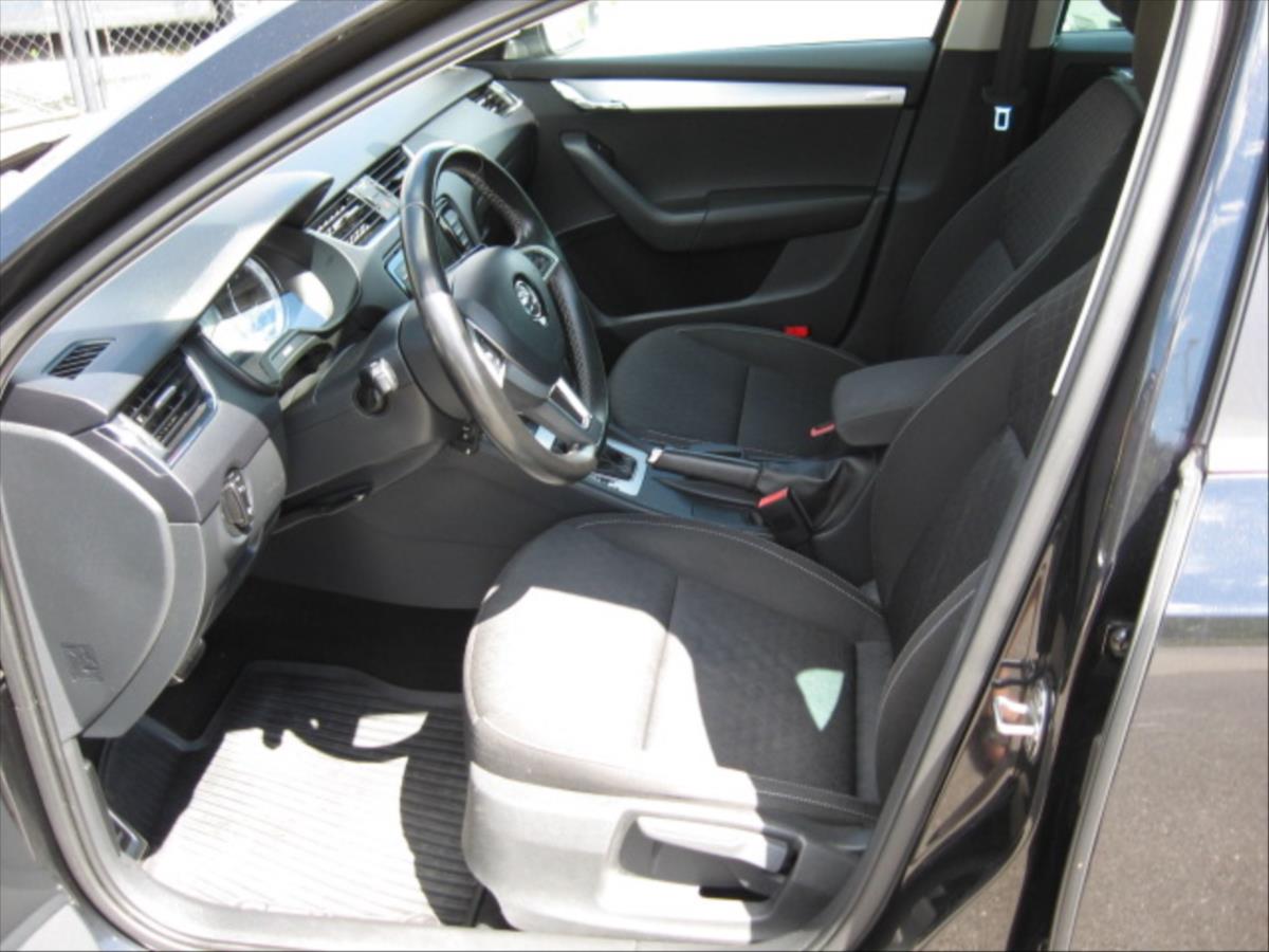 skoda-octavia-1-6-dsg-edittion - 6