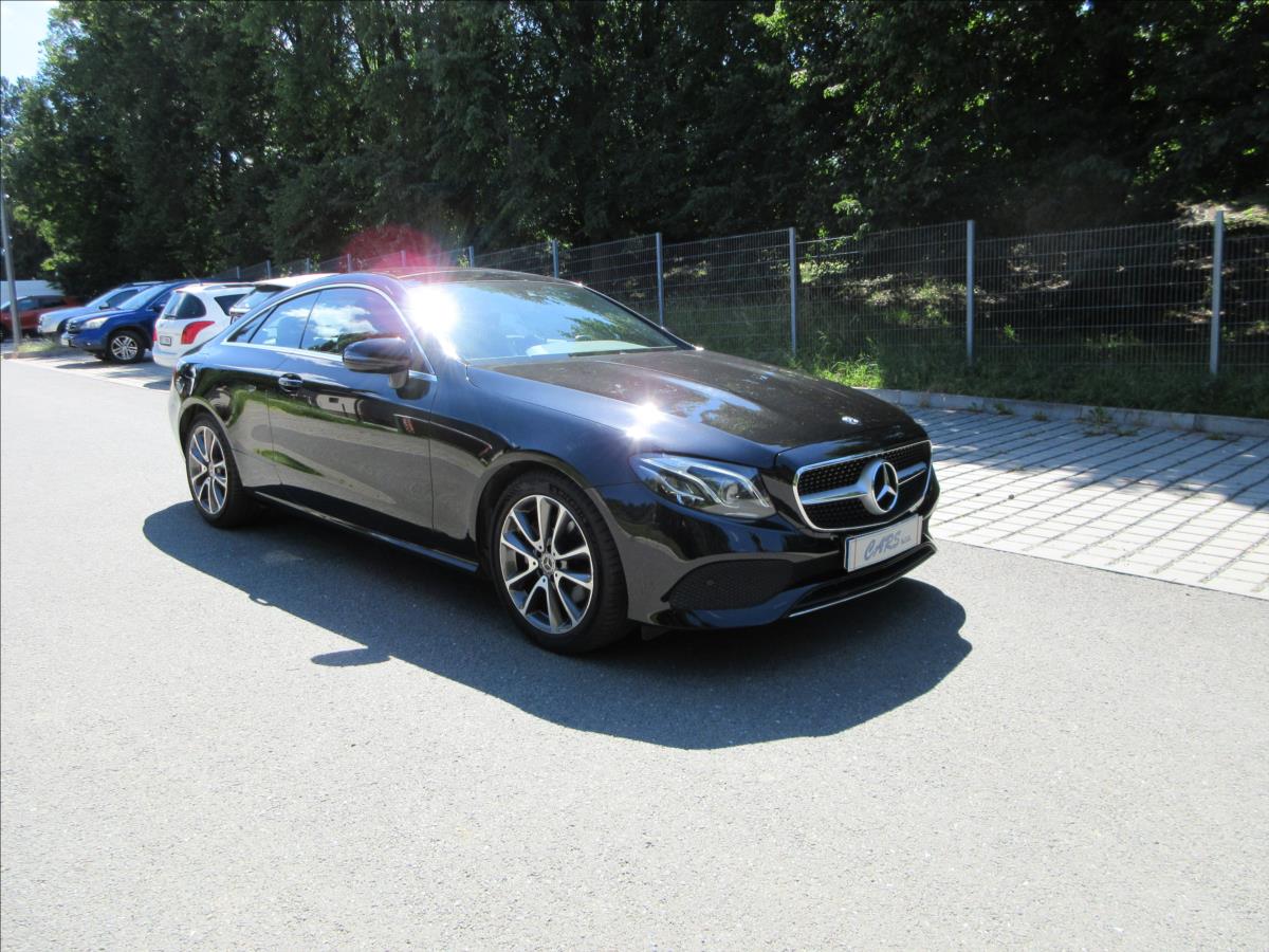 mercedes-benz-tridy-e-220d-143kw-panorama-nove-cr - 4