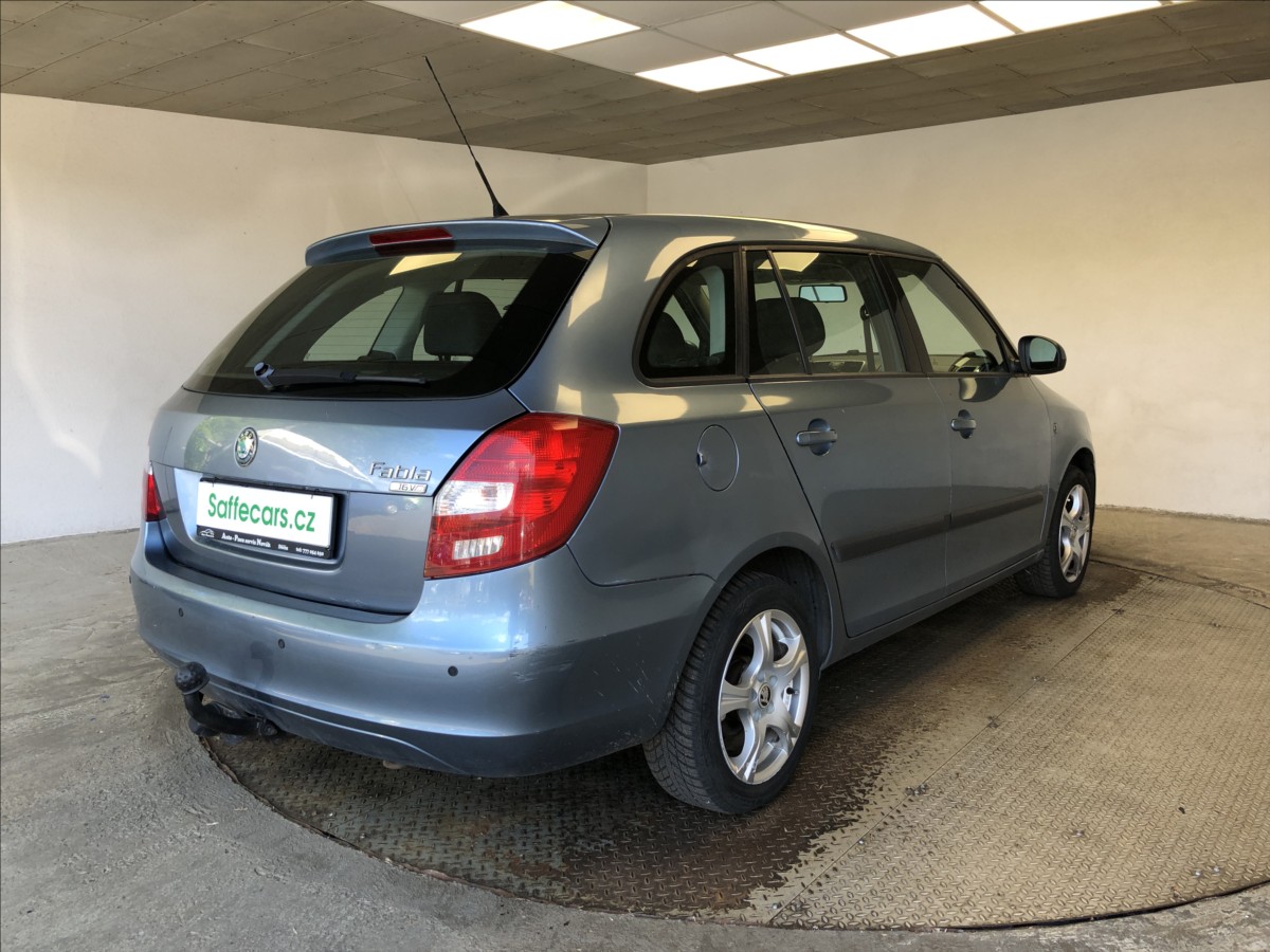 skoda-fabia-1-6-16v - 6