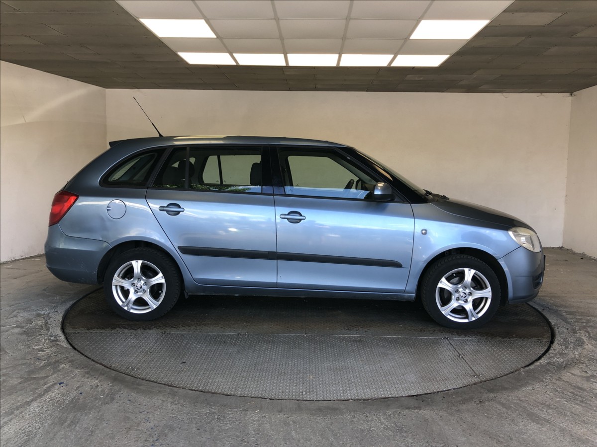 skoda-fabia-1-6-16v - 7