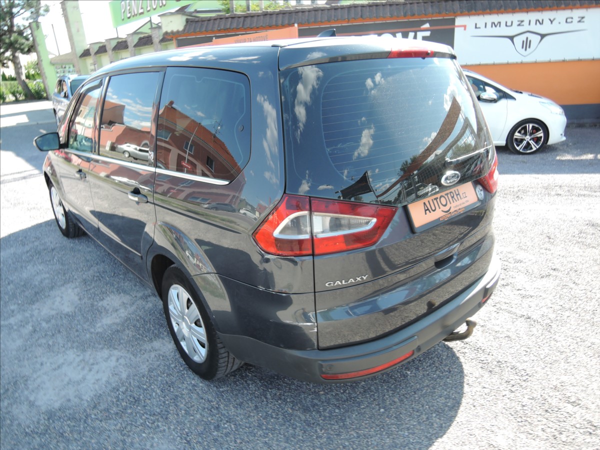 ford-galaxy-2-0-tdci-ghia-kuze-panorama-7m - 6