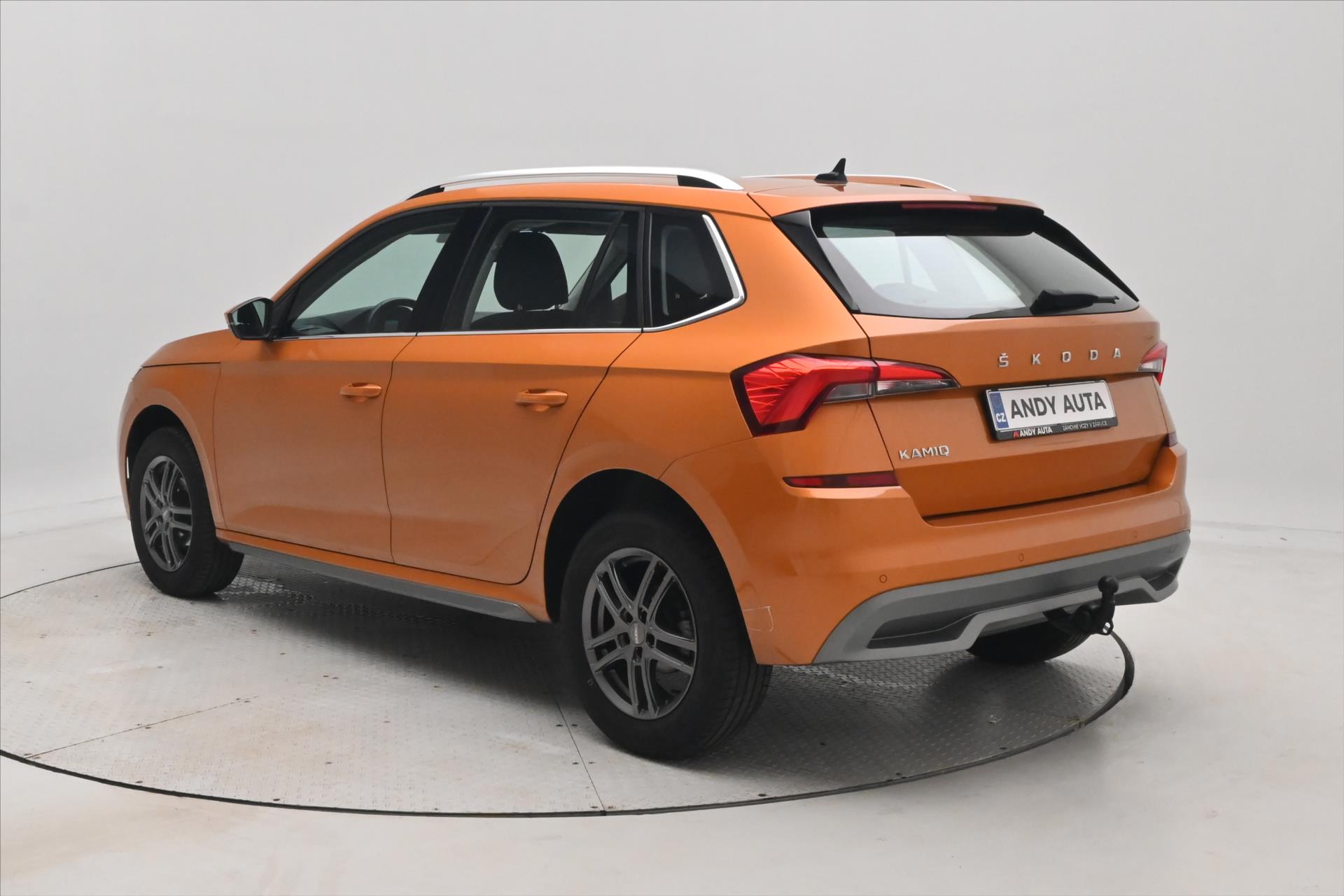 skoda-kamiq-1-0-tsi-81kw-tazne-zaruka-az-5-let - 6