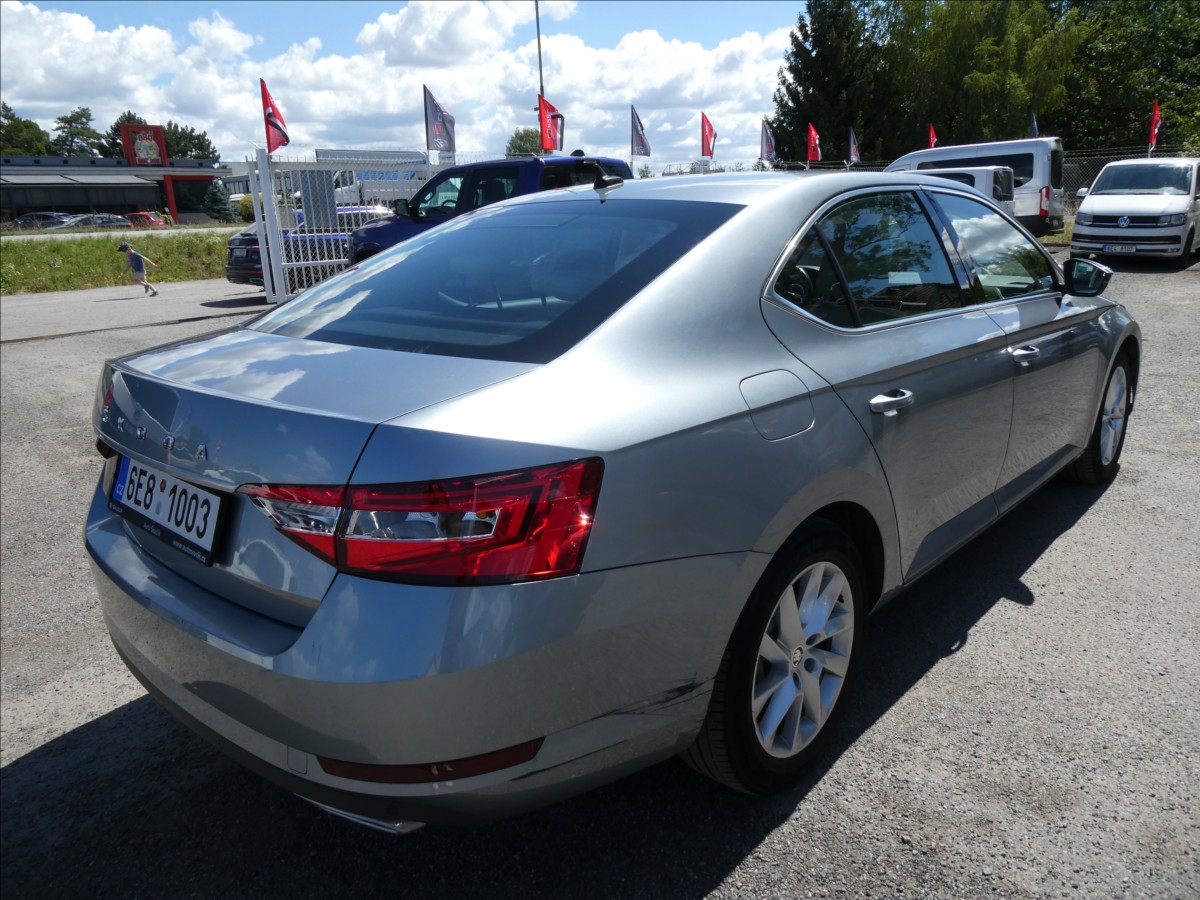 skoda-superb-1-5-tsi-110kw-1-majitel-dsg-cr - 8