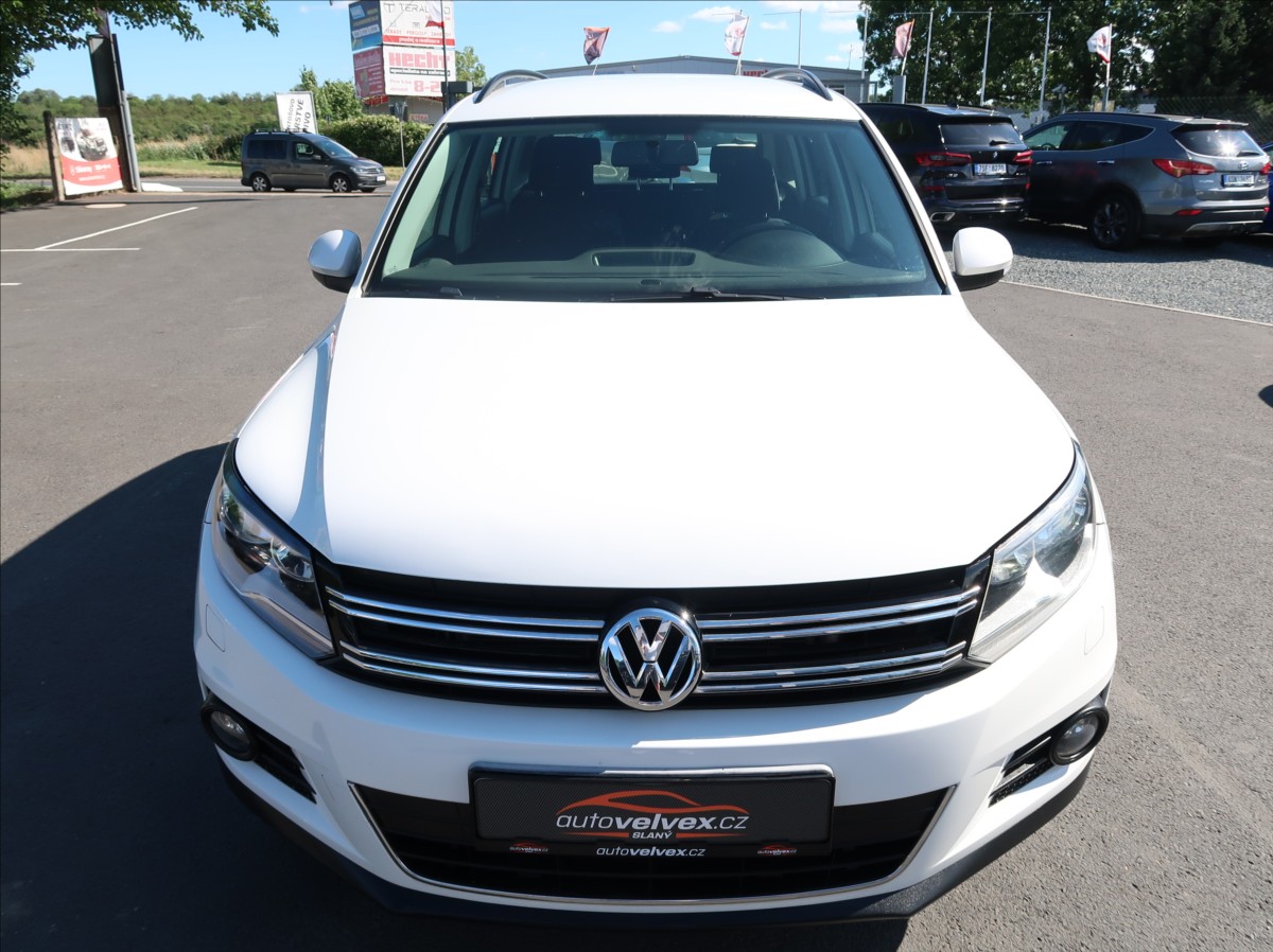 volkswagen-tiguan-2-0-tdi-103kw-novecr-aut-klima - 6
