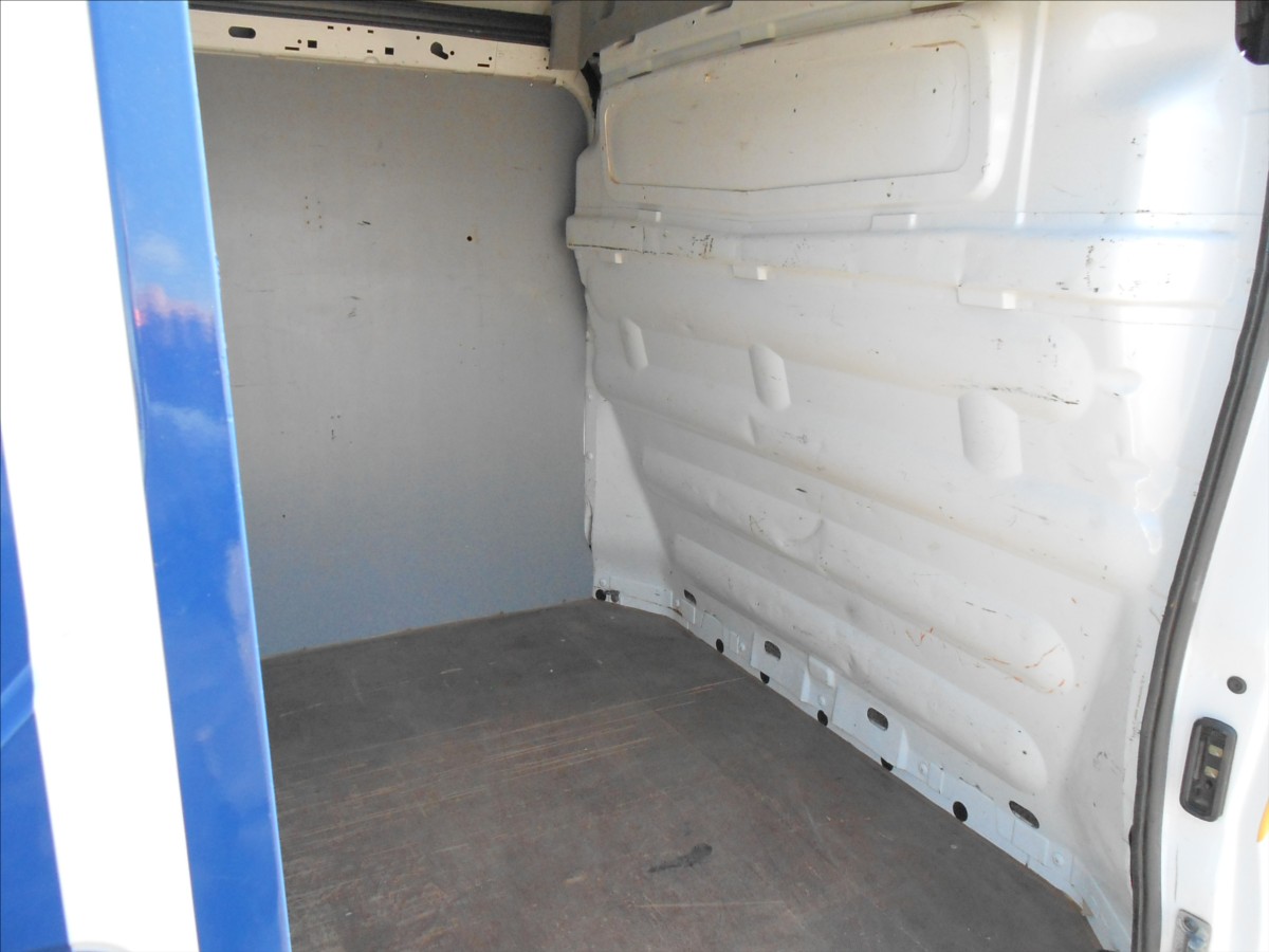 opel-vivaro-2-5-cdti-107-kw-l-2-h-2-dph - 7