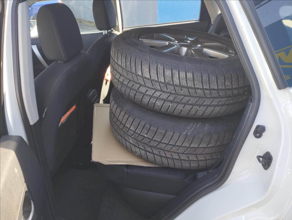 nissan-qashqai-1-6 - 9