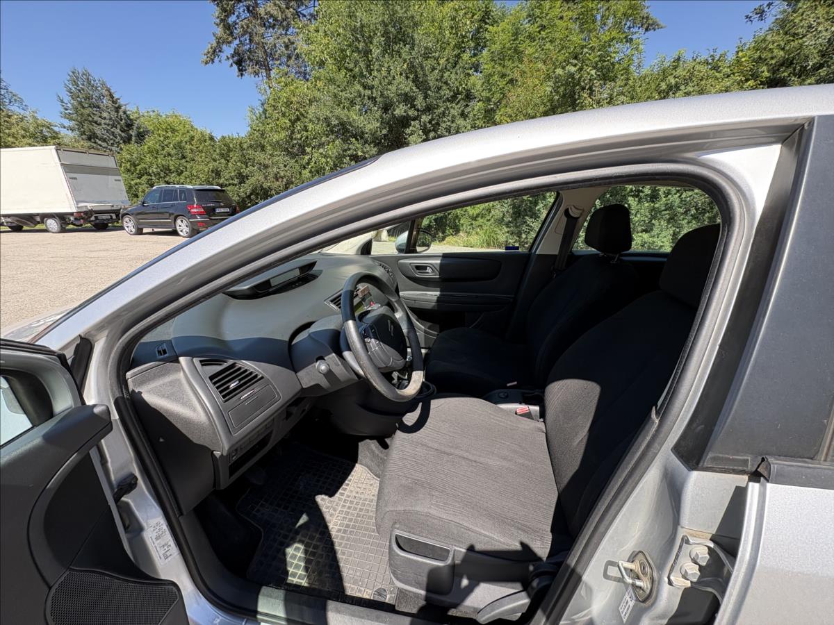 citroen-c4-1-4-i-65kw-cz-klima-orig-km - 2