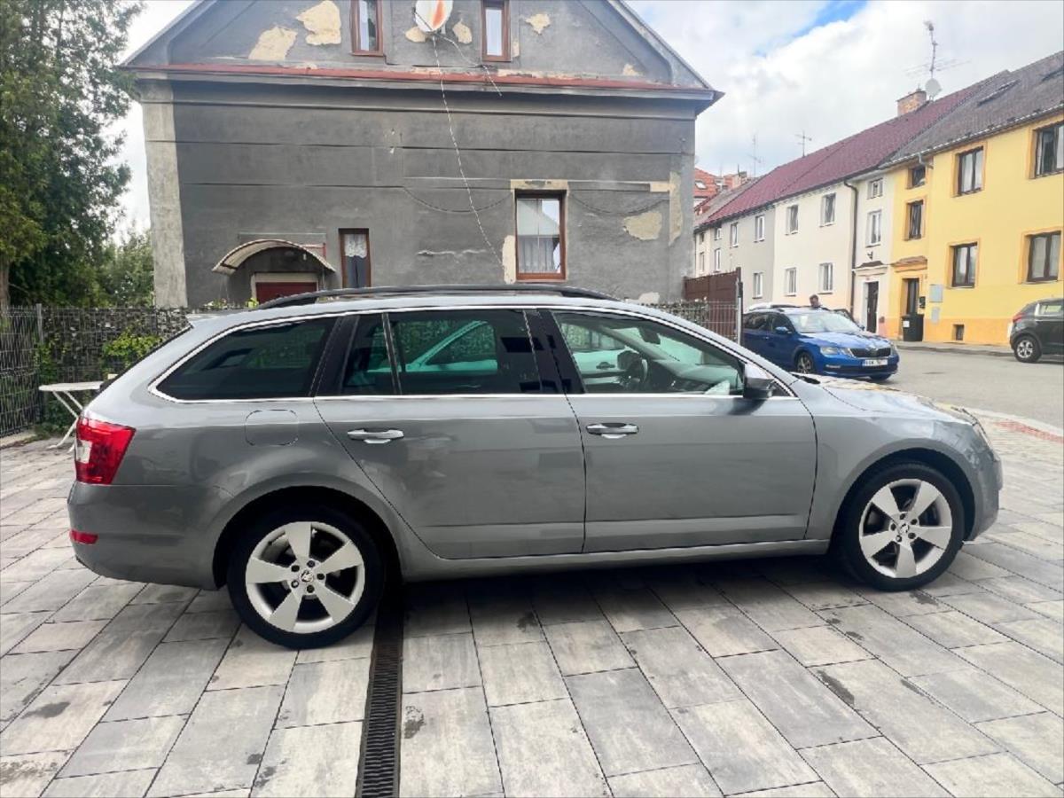 skoda-octavia-2-0-tdi-combi-ambiente - 5