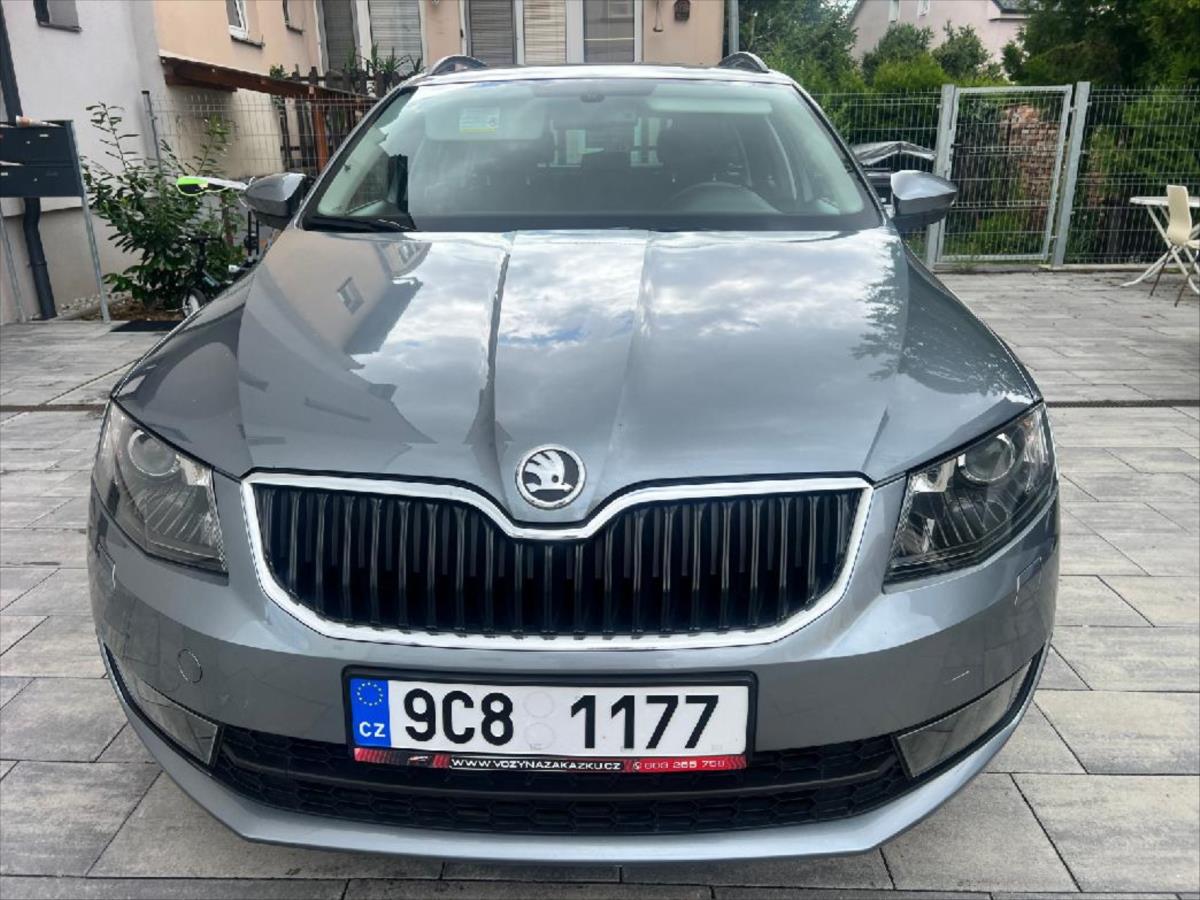 skoda-octavia-2-0-tdi-combi-ambiente - 7