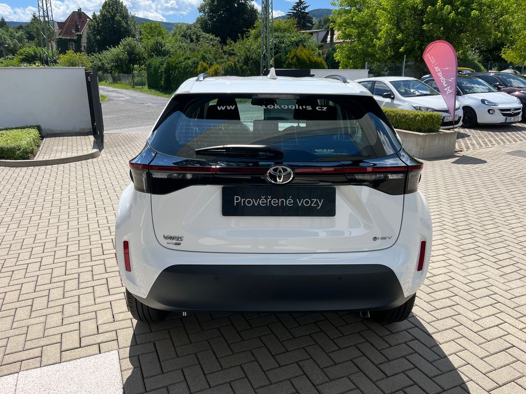 toyota-yaris-cross-1-5-hybrid-e-cvt-comfort - 4