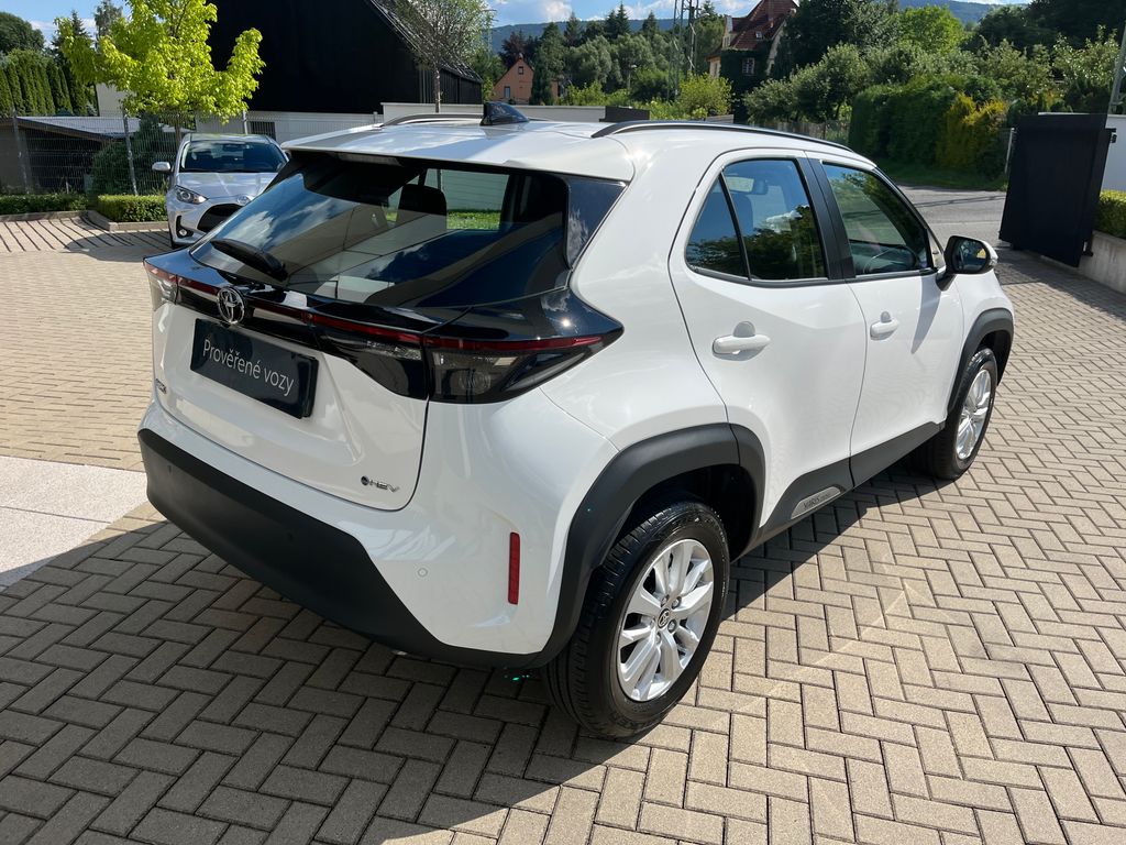 toyota-yaris-cross-1-5-hybrid-e-cvt-comfort - 5