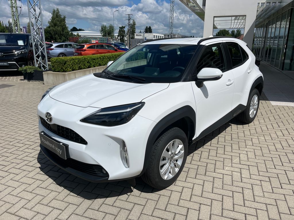 toyota-yaris-cross-1-5-hybrid-e-cvt-4x4-comfort - 1