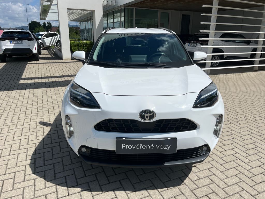 toyota-yaris-cross-1-5-hybrid-e-cvt-4x4-comfort - 8