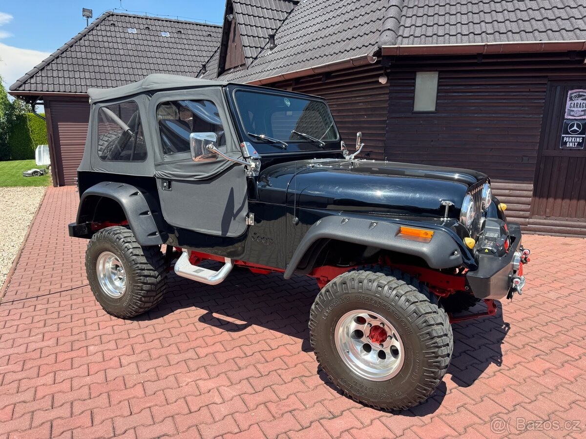 Jeep 4,2   CJ7