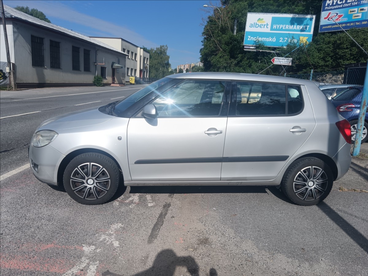 skoda-fabia-1-4-i-elegance - 5
