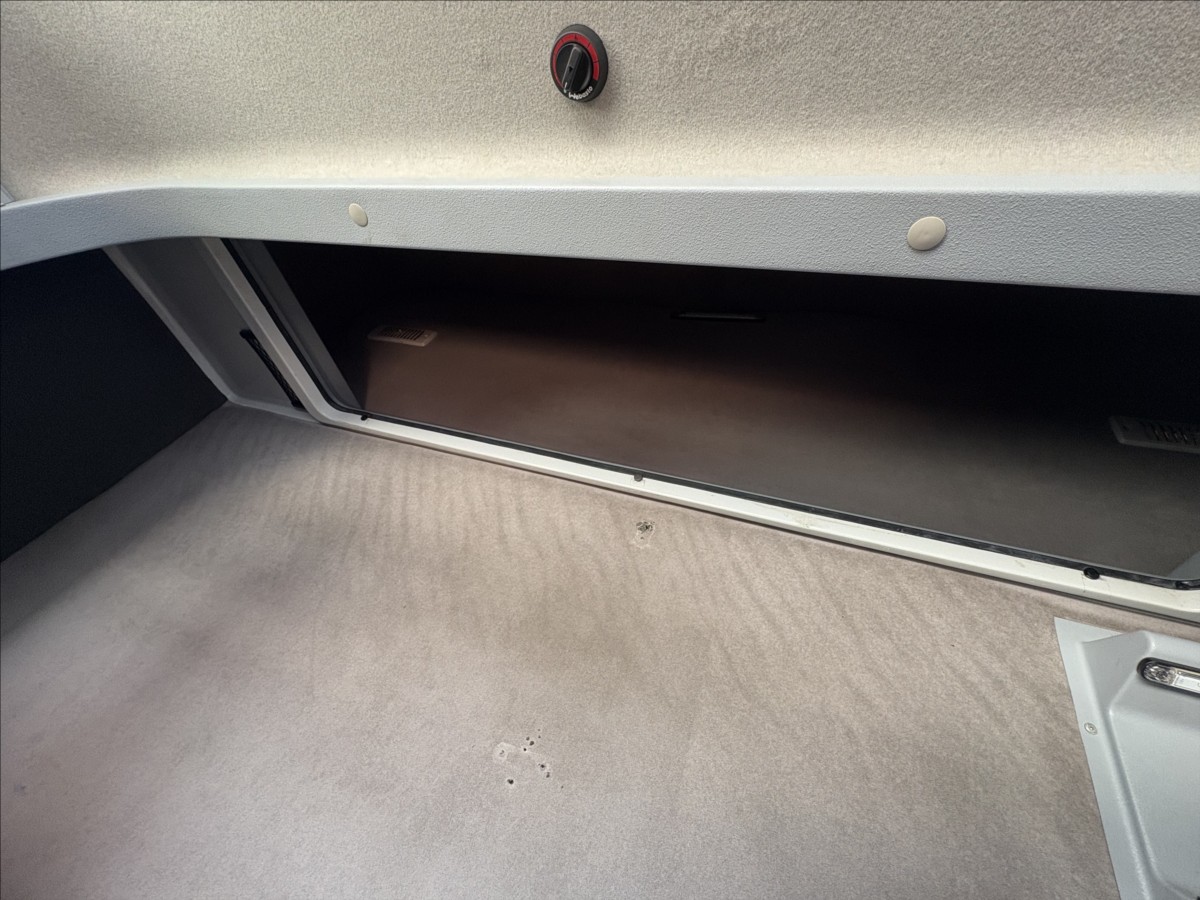 renault-master-2-3-valnik-s-plachtou-2x-spani - 9
