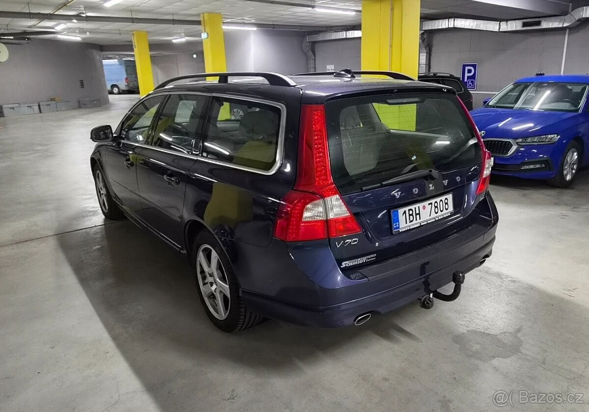 volvo-v70-2-4-d5-4x4-158kw - 5