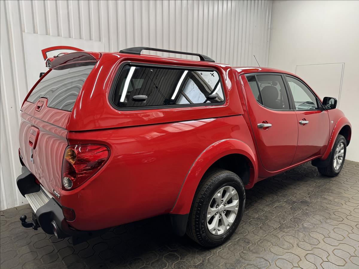mitsubishi-l200-2-5di-d-intense-4wd-hardtop - 7