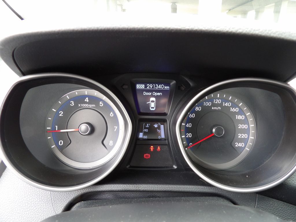 hyundai-i30-1-4i-cvvt-trikolor-cr - 9