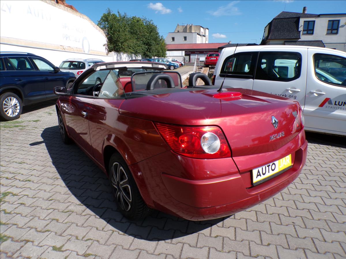 renault-megane-2-0-16v - 3