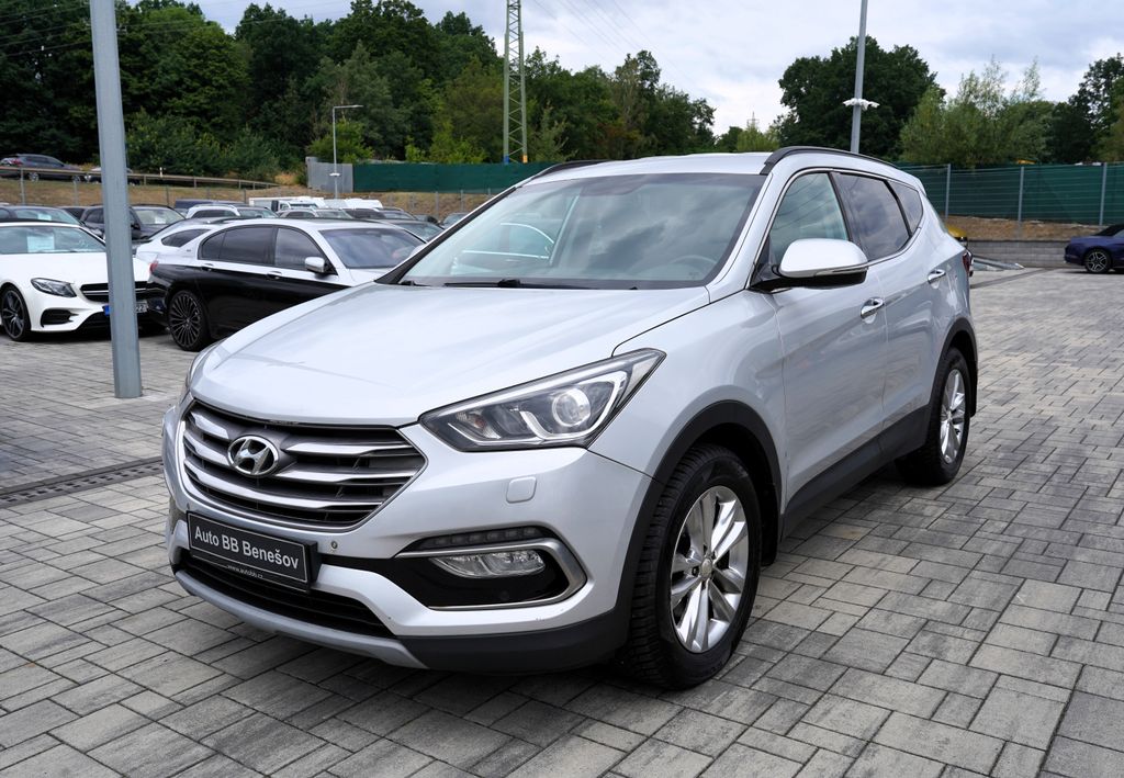 hyundai-santa-fe-2-2-crdi-4wd-style-4x4-cz - 7