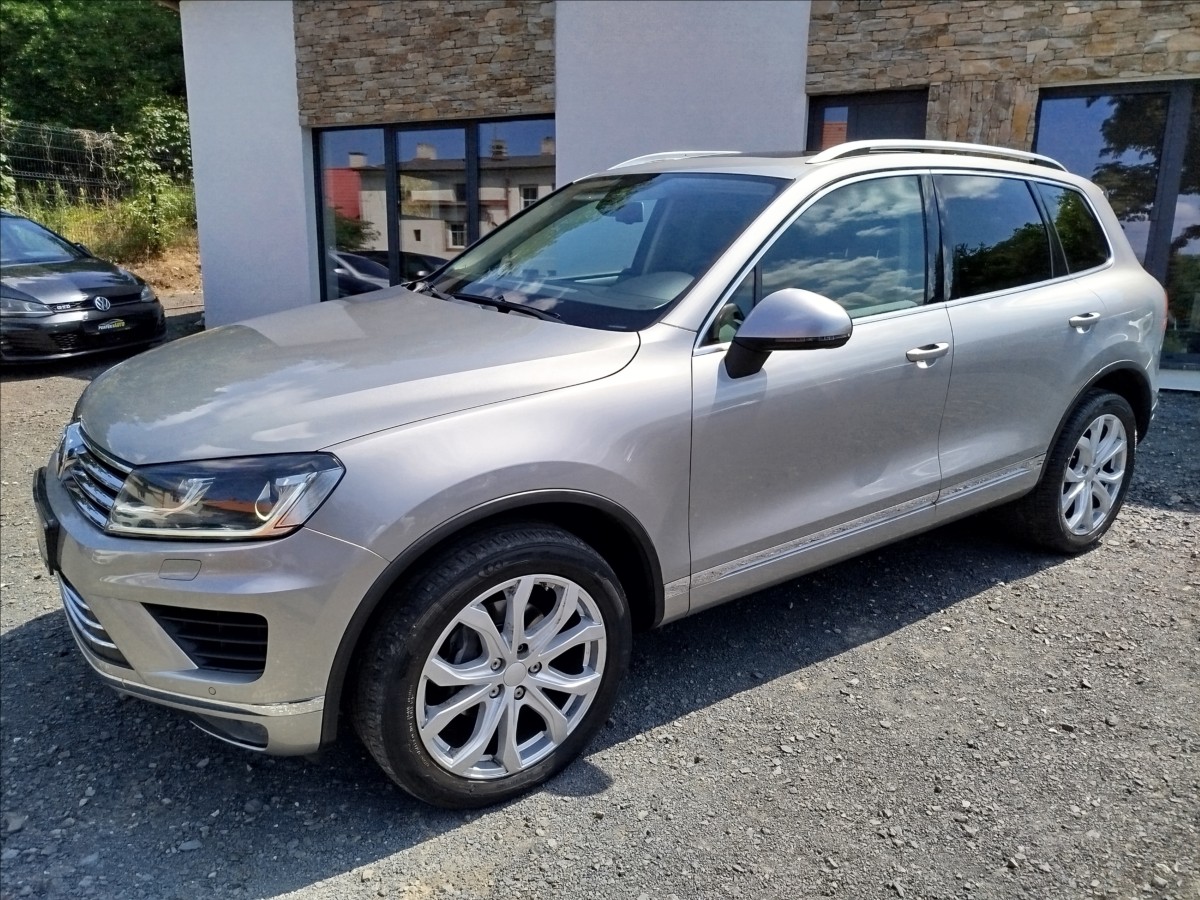 volkswagen-touareg-3-0-tdi-193-kw-4x4-bez-vzduchu - 1