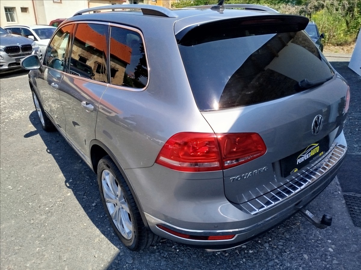 volkswagen-touareg-3-0-tdi-193-kw-4x4-bez-vzduchu - 3