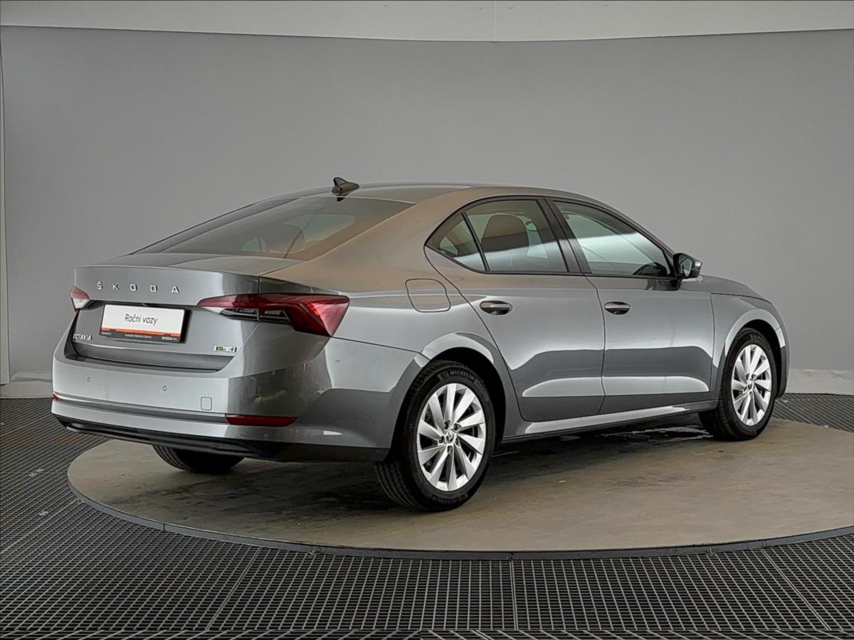 skoda-octavia-1-5-tsi-m-hev-ambition-fresh-7dsg - 1