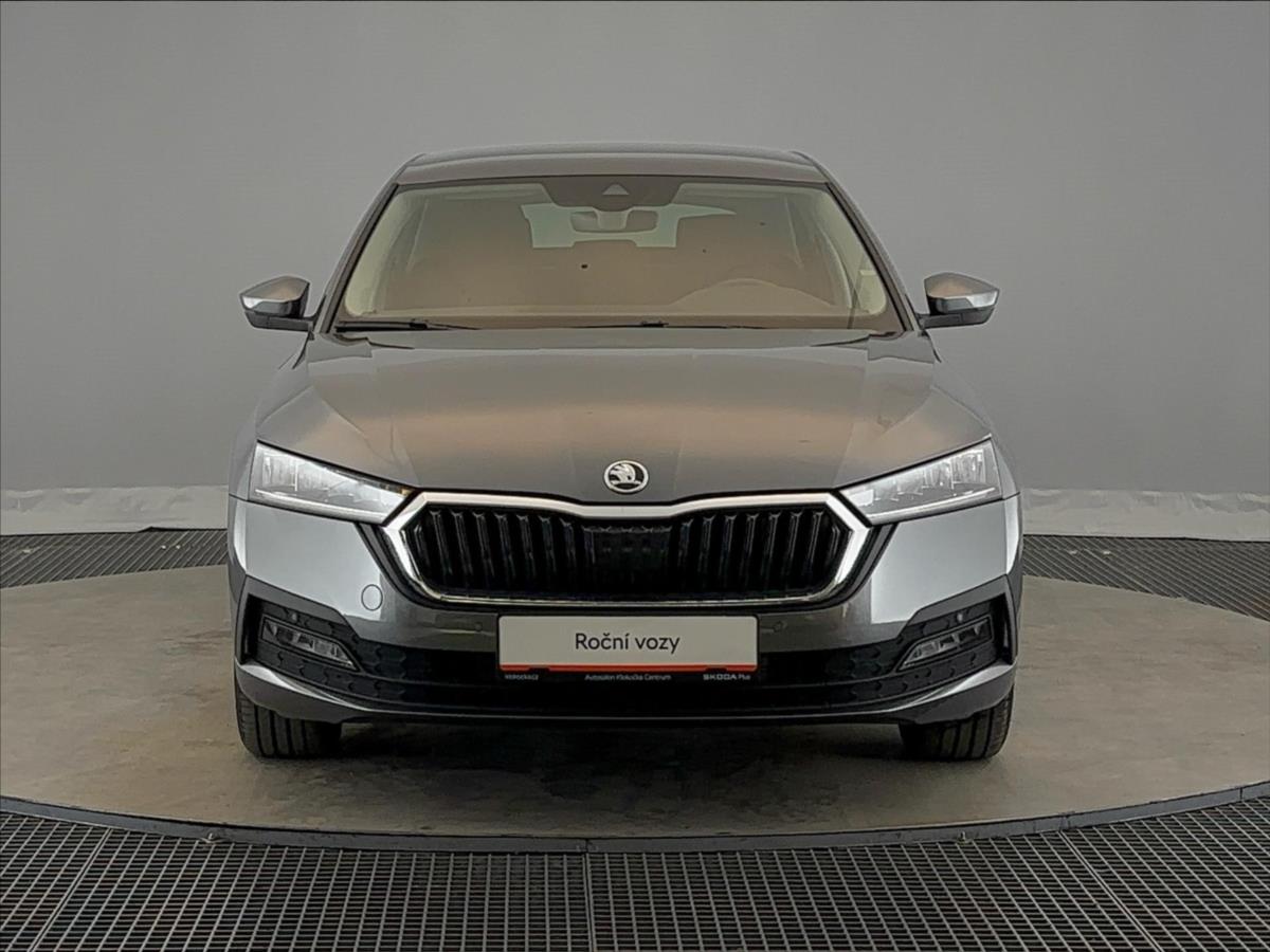 skoda-octavia-1-5-tsi-m-hev-ambition-fresh-7dsg - 3