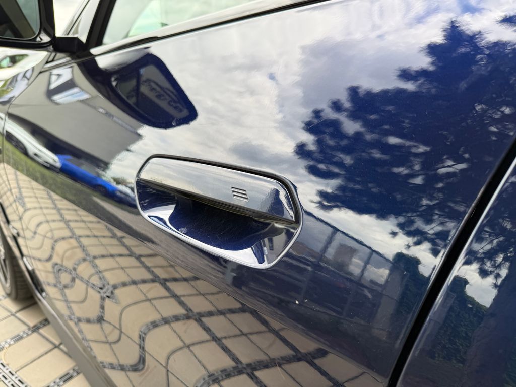 bmw-i4-edrive-40-tazne-m-paket - 7